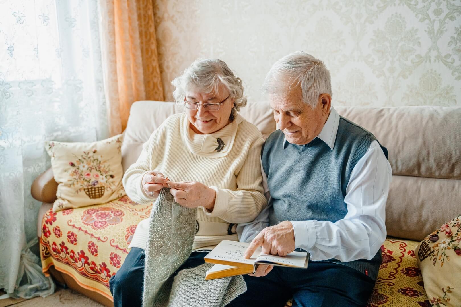 The Secrets of Longevity: What Blue Zones Teach Us About Living Longer, Healthier Lives